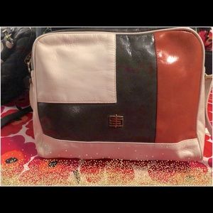 💥VINTAGE AUTHENTIC FABULOUS -EMILIO PUCCI CROSSBODY. Price 🏷️ Change